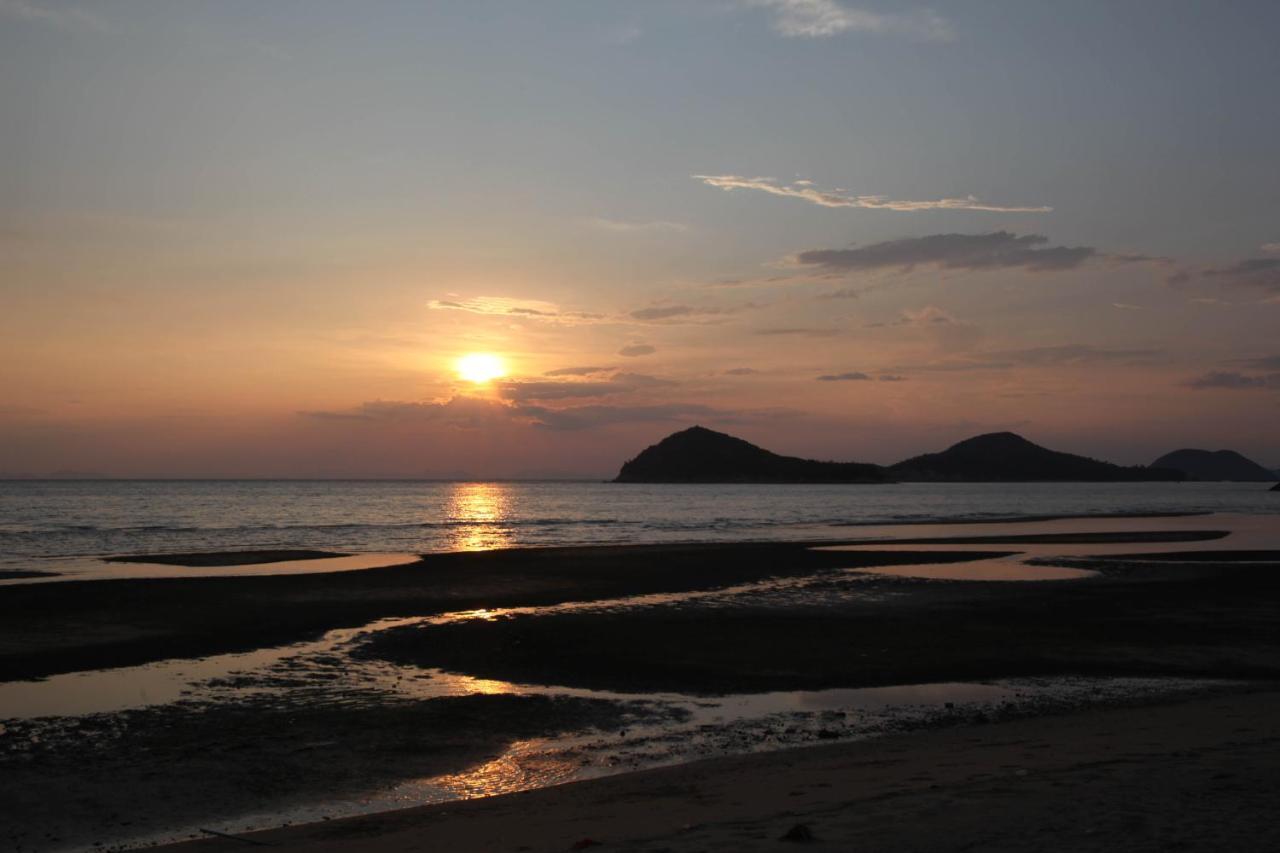 Webase Takamatsu Hotel Luaran gambar